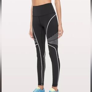 Lululemon channel your energy tights‎ size 6 black white leggings 28”